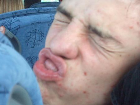 charles ki f&eacute; le cin k'il est joli com ca 